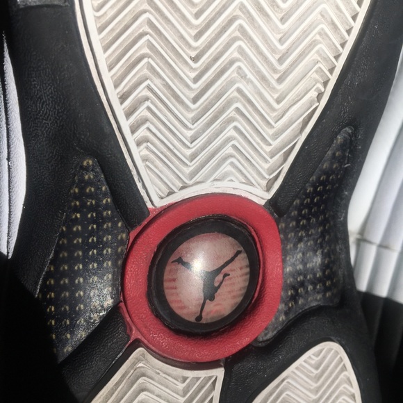 Nike Jordan - Picture 6 of 16